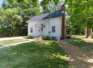 304 S Linden St, Normal, IL 61761