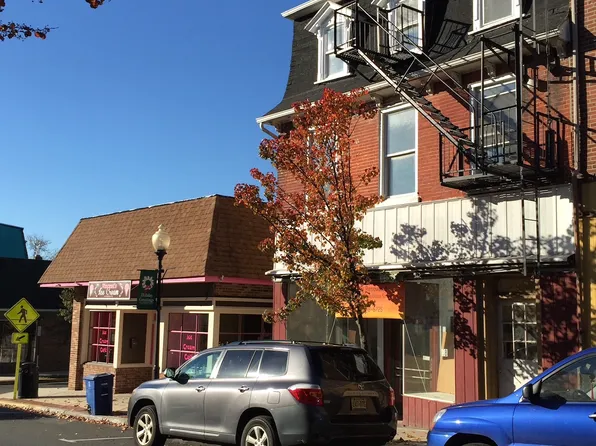 58 High St APT 2, Mount Holly, NJ 08060