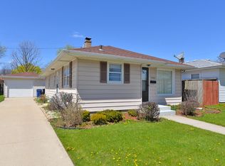 1944 Jupiter Ave, Racine, WI 53404