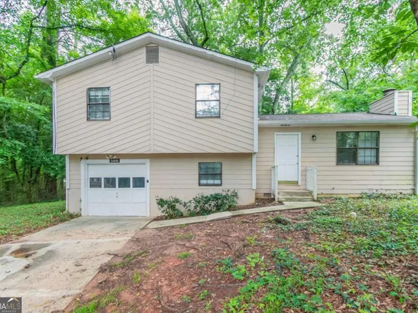 5218 Tina Ct, Stone Mountain, GA 30083