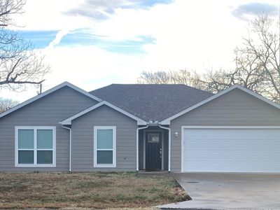 100 S Bois #D, Dodd City, TX, 75438