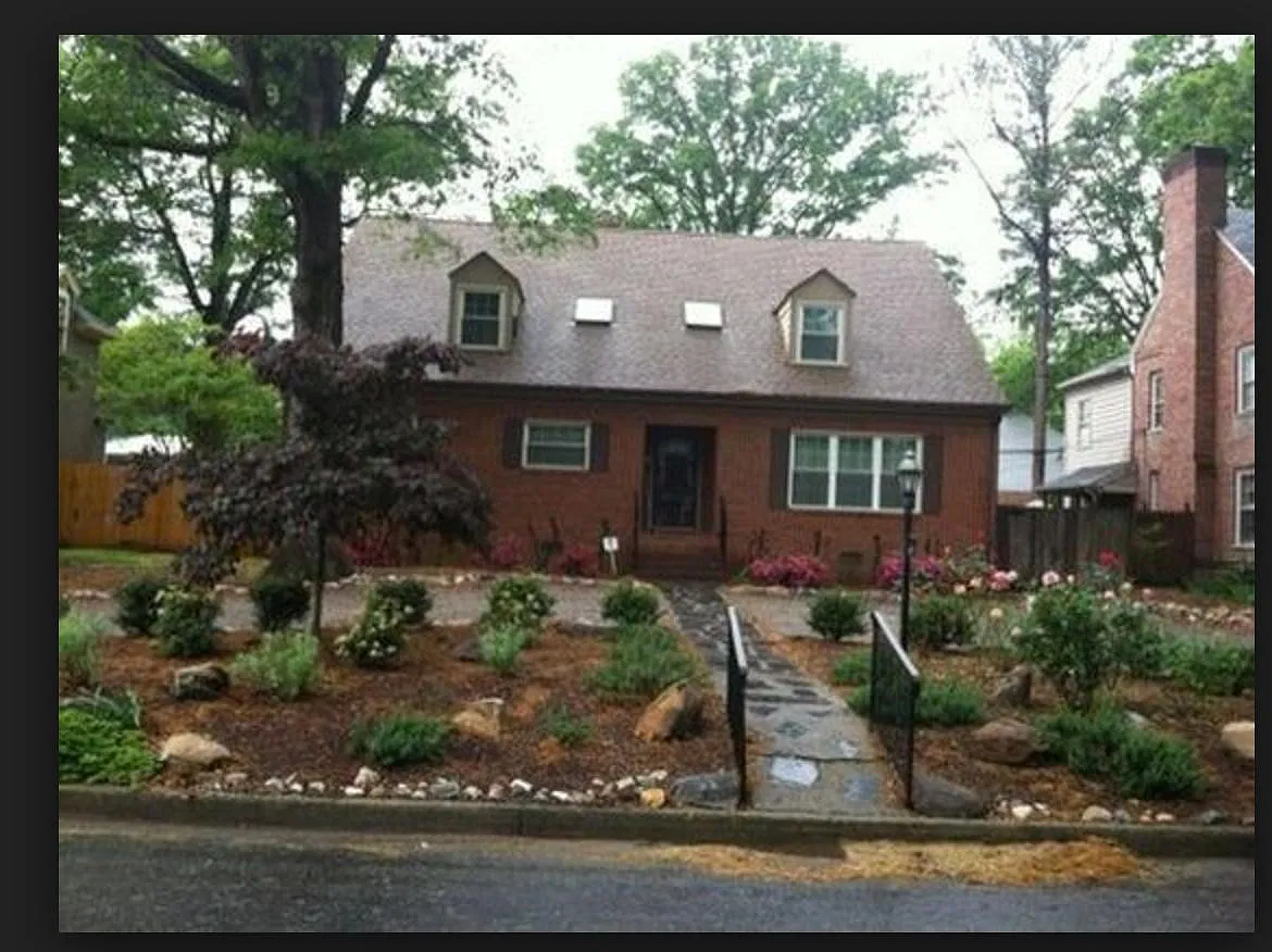 6 bed, 4.5 bath, 3400 sqft, $3,150 — Photo 1
