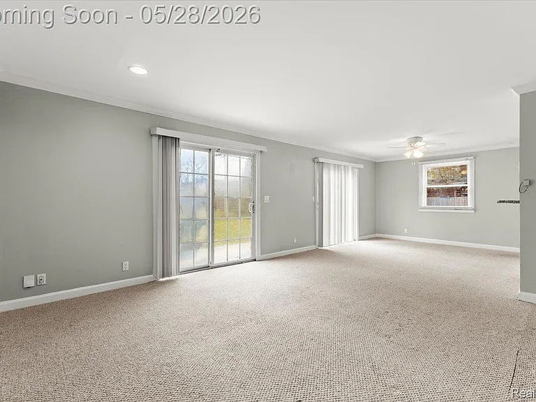 1313 Royal Ave — Photo 9