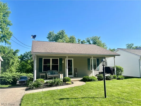 223 Railroad St, Barnesville, OH 43713