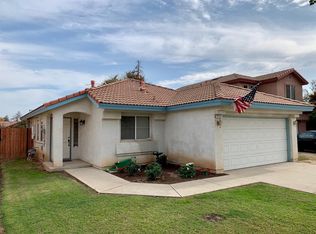 2122 N Gilroy Ave, Fresno, CA