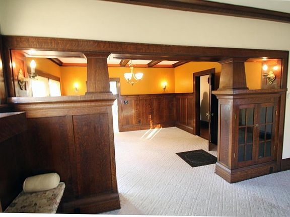 4th image of 815 Forest Rose Ave