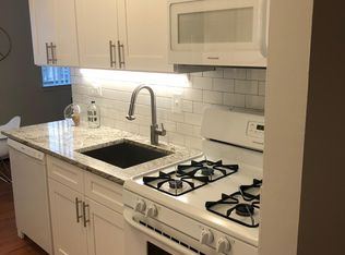 5958 N Kenmore Ave APT 303, Chicago, IL 60660