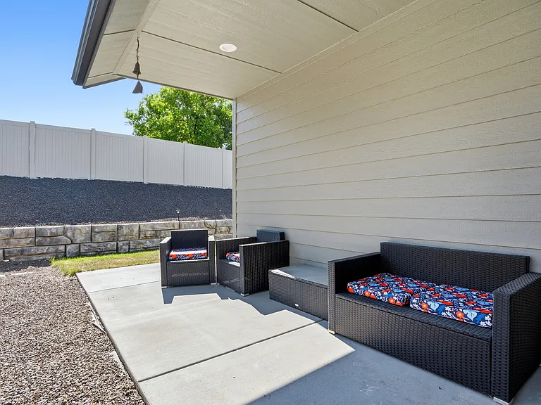 3434 S Garibaldi Pl — Photo 19