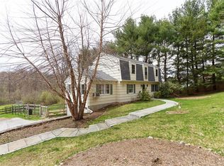 25 Wallace Rd, North Salem, NY 10560