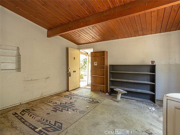 5th image of 14301 Roscoe Blvd Lot 6