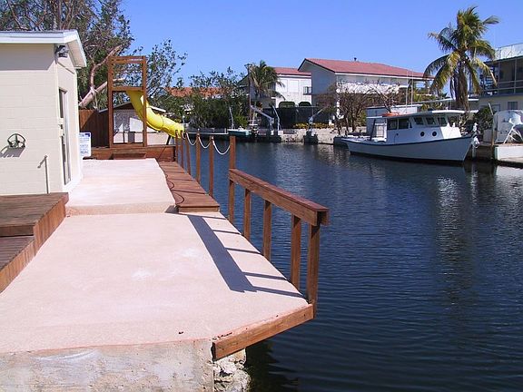 dock/canal view north