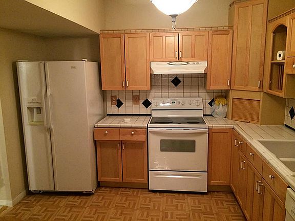 4th image of 2100 Tanglewilde St APT 489