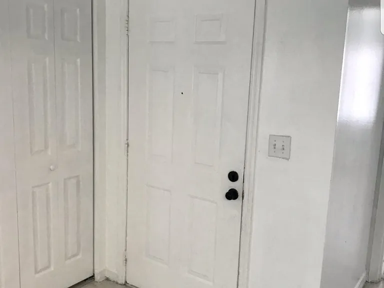 658 Royalty Ct — Photo 5
