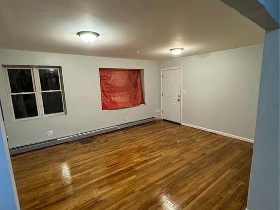 5th image of 16863 93rd Ave #1