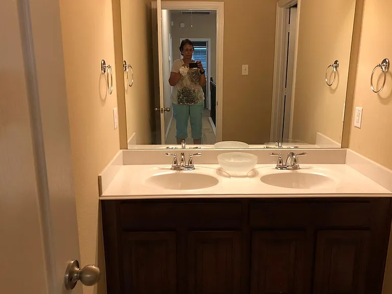 8204 Texian Trl — Photo 14