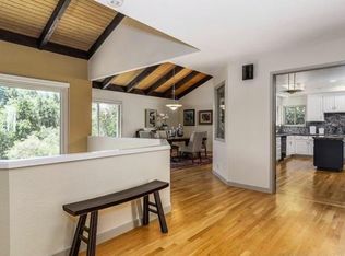 32 Heather Ln, Orinda, CA