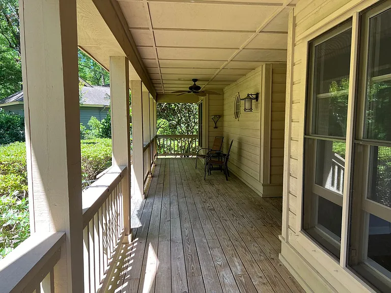 7 Golden Hind Dr — Photo 6