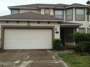 3806 Victoria Lakes Dr E, Jacksonville, FL 32226