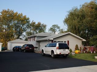 6096 Chase Ave, Downers Grove, IL 60516