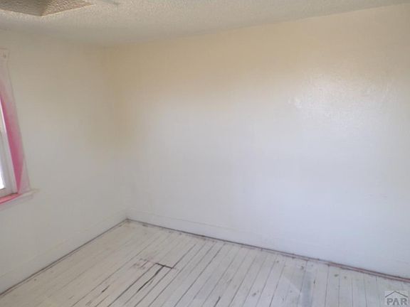 4th image of 1835 E 13th St
