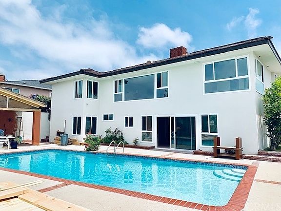 2nd image of 4933 Vista De Oro Ave