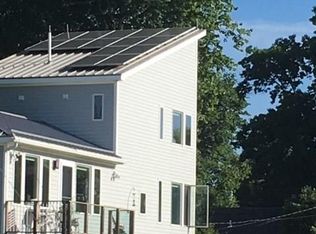 40 Mitchell Ave, South Kingstown, RI 02879