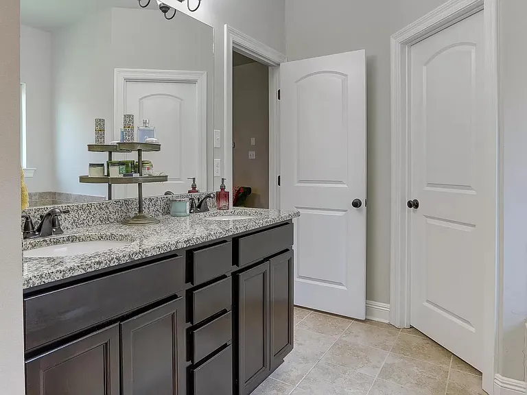 113 Maddox Jude Dr — Photo 12
