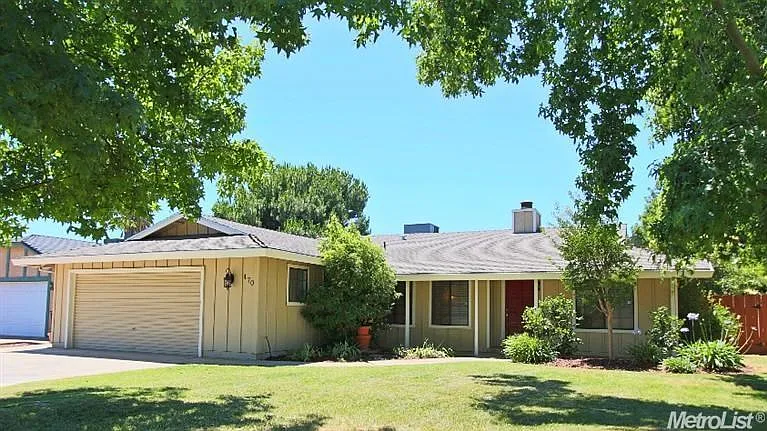 470 E Fir Ave photo 1