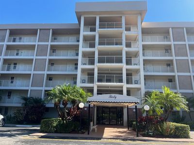 2851 S Palm Aire Dr #610, Pompano Beach, FL, 33069