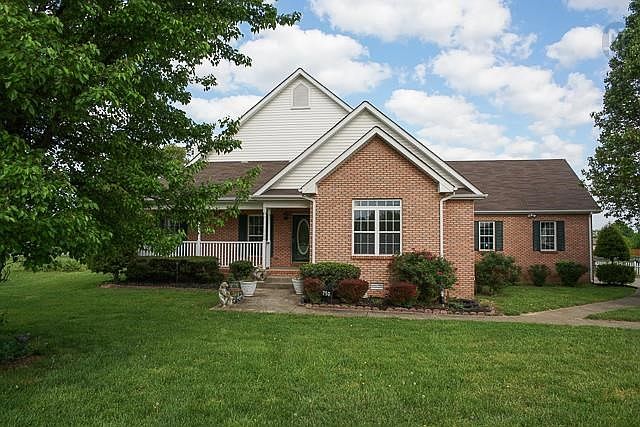 1st image of 750 McClain Dr