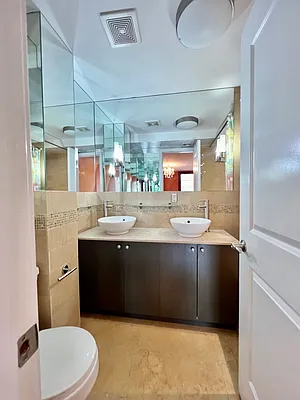 Sold by Maximillion Realty, Inc. | media 54