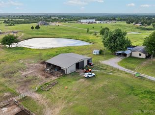 1200 S Oak Grove Rd, Cushing, OK 74023