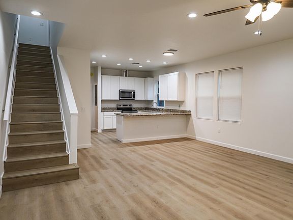 4th image of 803 NW 4th Pl