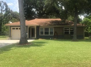 510 Elm St, Lake Jackson, TX 77566