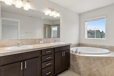 2730 Saga Ct NE — Photo 28