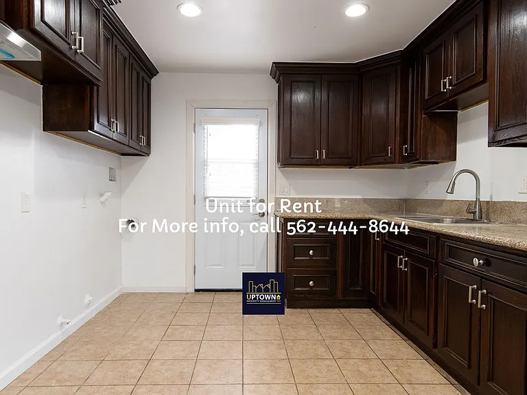 7113 Chanslor Ave #B — Photo 1