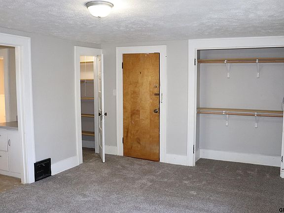 4th image of 1535 N 32nd St