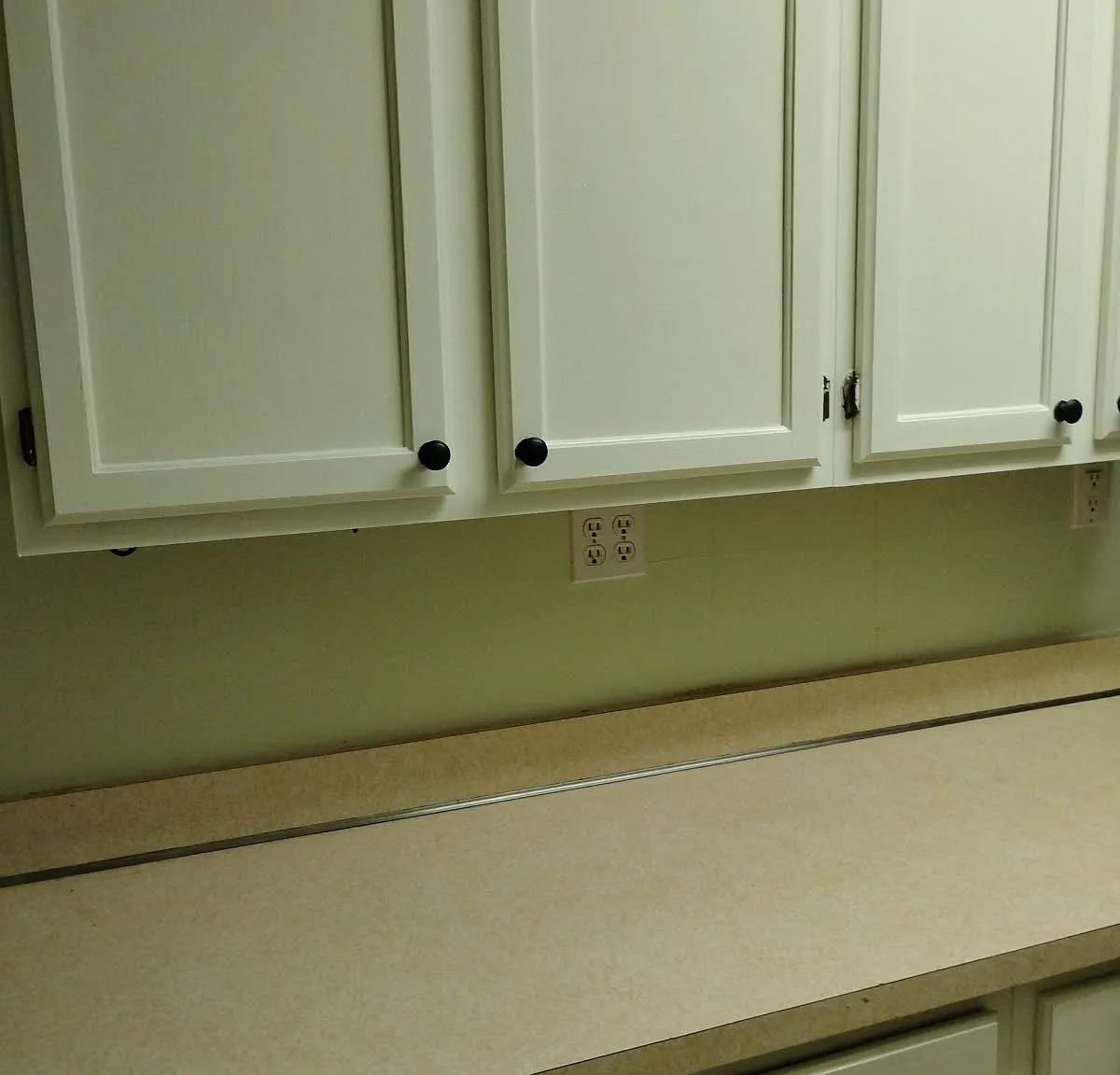 459 S Grand Ave — Photo 2