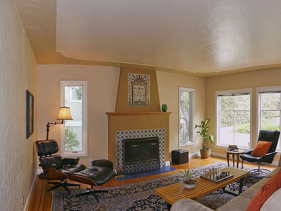 Living Pano