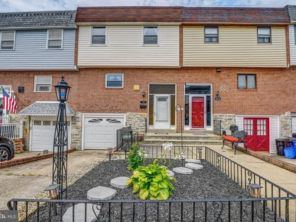 3656 Sussex Ln, Philadelphia, PA 19114