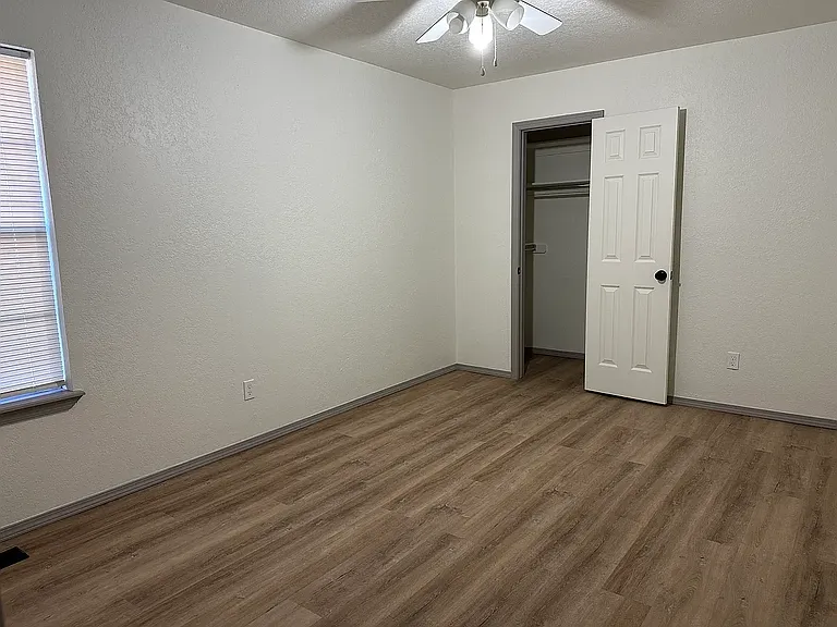 5905 Gaelic Glen Dr #5905 — Photo 7