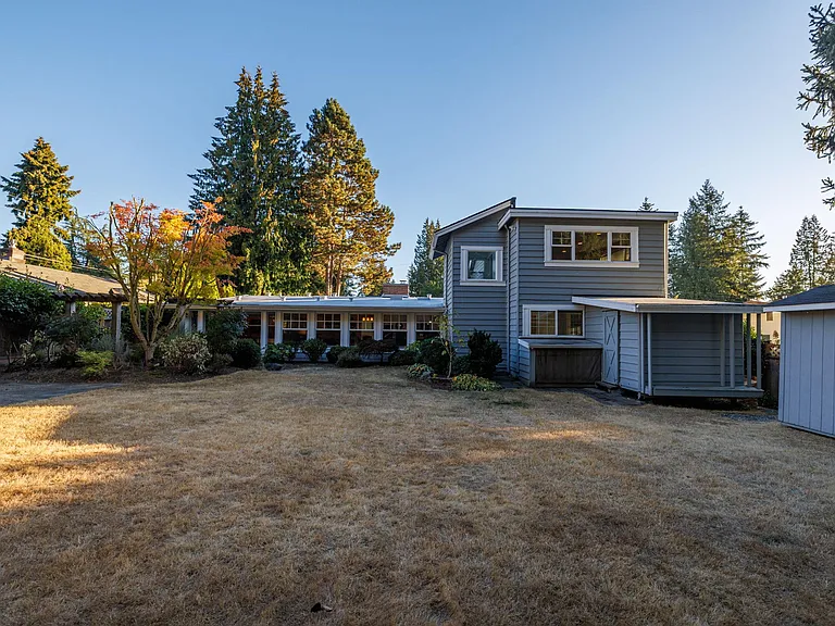 10648 NE 47th Pl — Photo 41