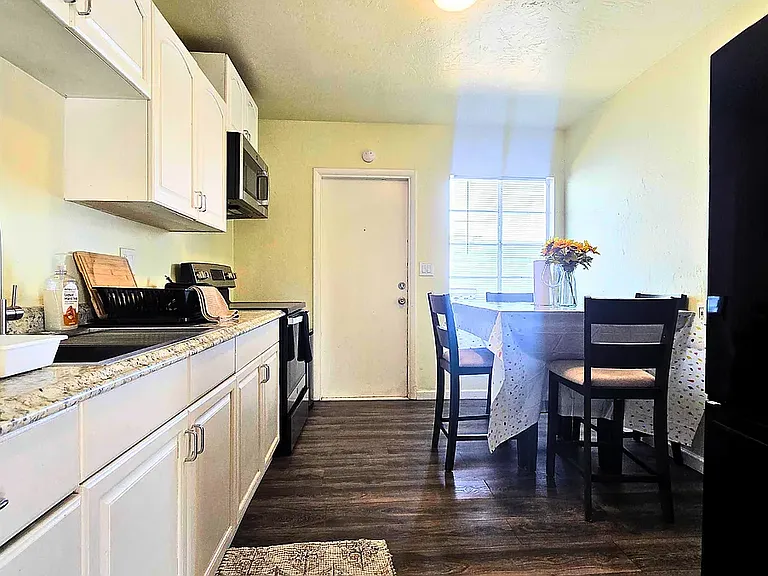 3002 E McKinley St #6 — Photo 15
