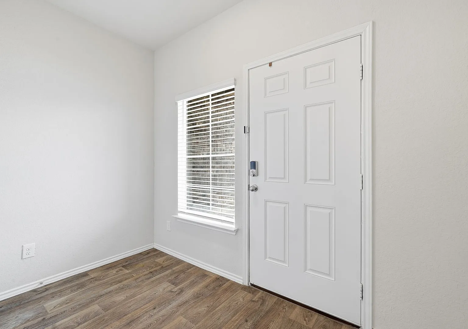 Preserve at Medina Home with Loft, First Floor Primary, and All Appliances Included — Photo 2