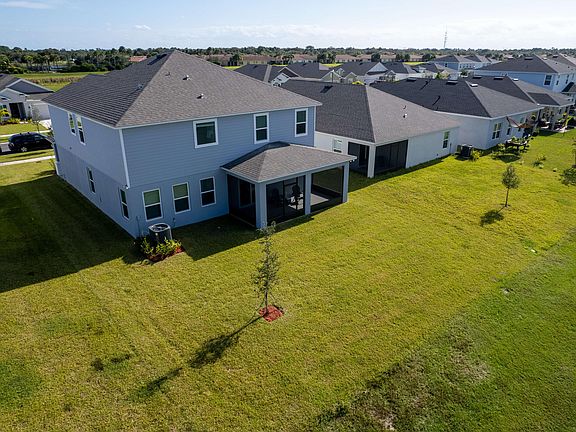 5th image of 10638 SW Vasari Way