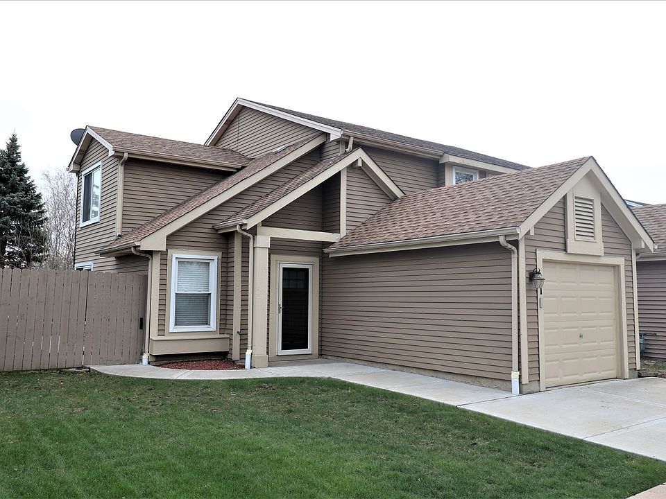 1st image of 21 Brittany Ln