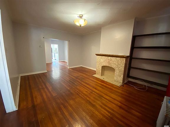 2nd image of 94 Richmond St