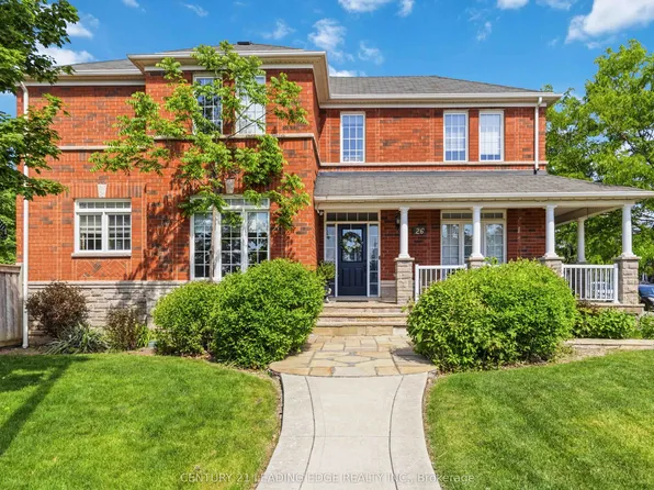 26 Huntspoint Dr, Brampton, ON L6P 2E7