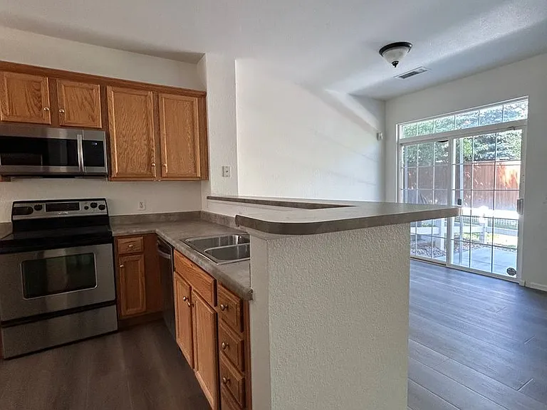 4409 S Jebel Ln — Photo 8