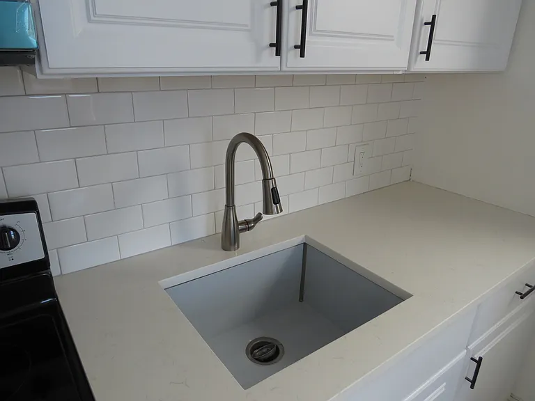 356 E Walnut Ln #2 — Photo 18